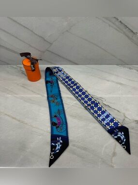 Hermès Les Voitures Nouvelles Silk Twilly Scarf